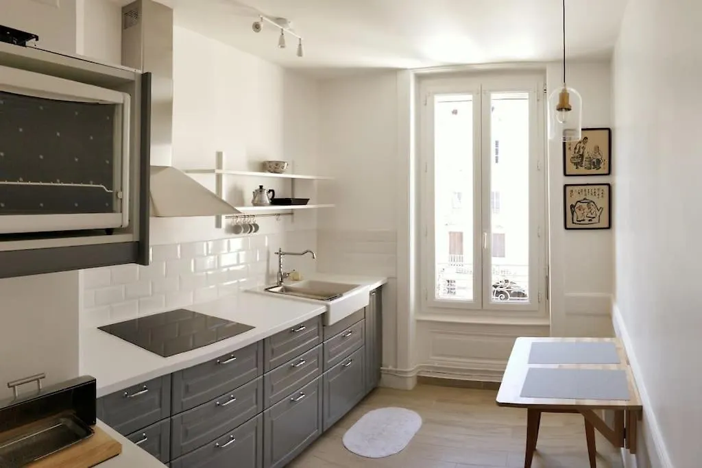 Le Cheylard, Appartement Spacieux Et Lumineux 0*, Le Cheylard