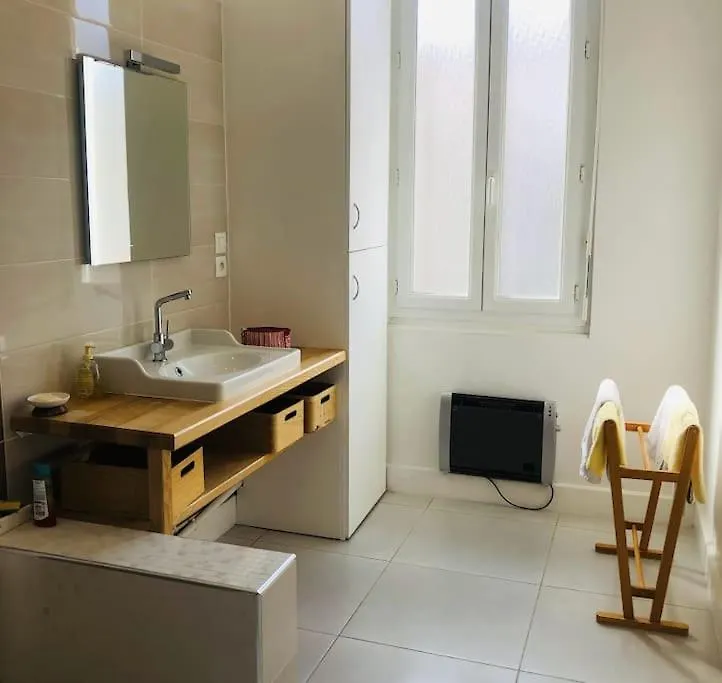 Le Cheylard, Appartement Spacieux Et Lumineux Apartment